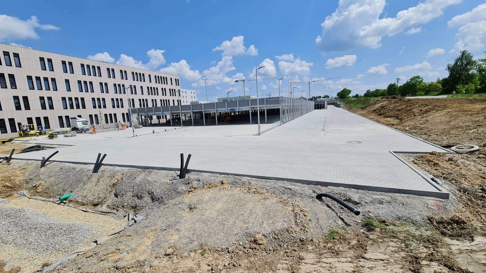 Vorbereitete Fläche mit Pflasterunterbau